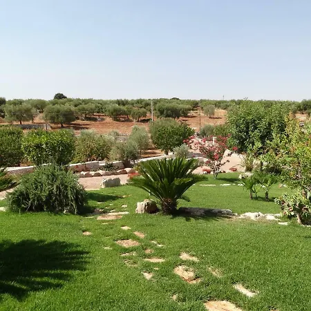 Trulli La Macchia 卡斯特拉纳格罗泰